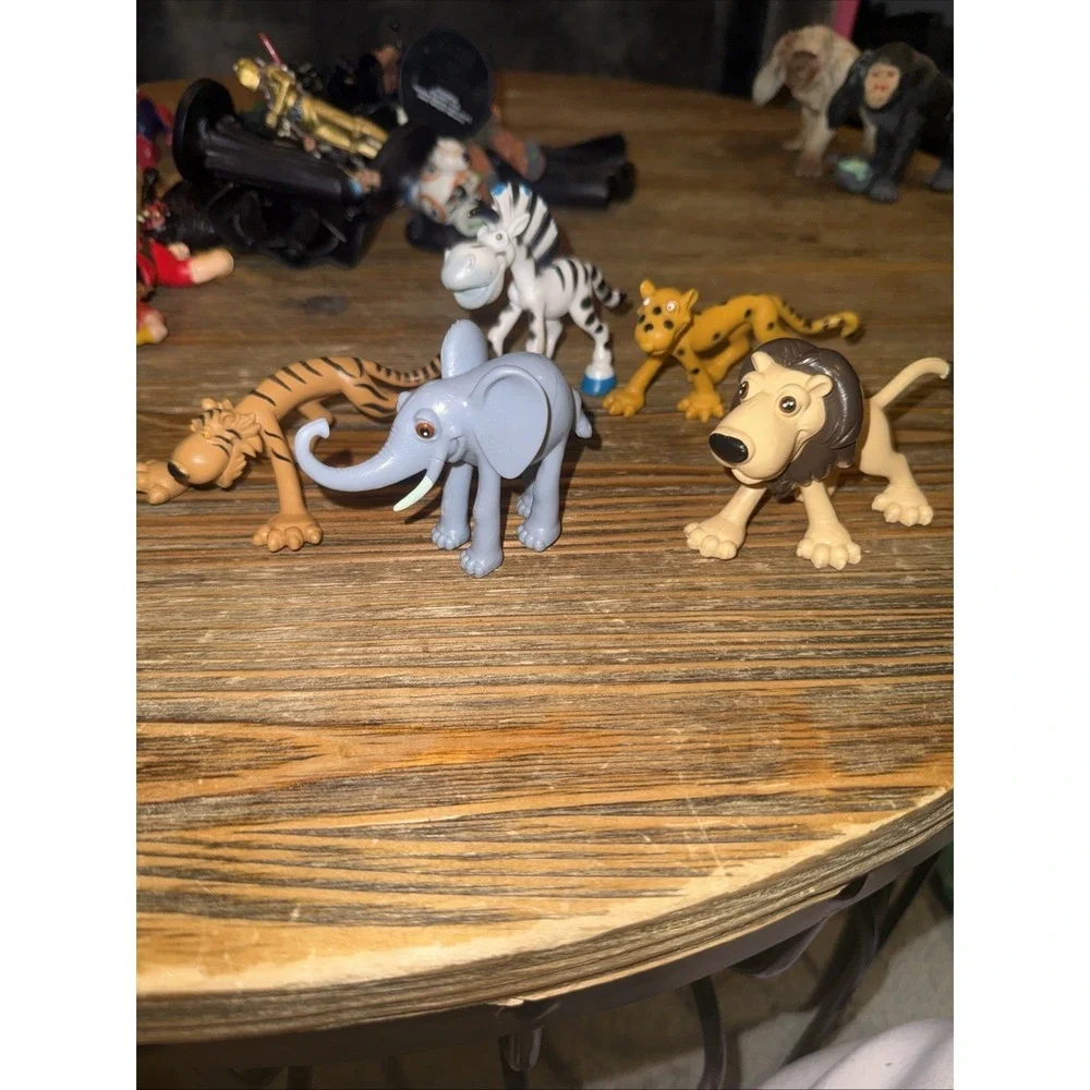 Set Of 6 Cartoon Style Rubber‎ Safari Animal Toys Cake Toppers